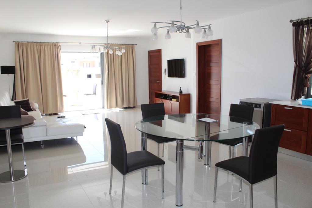 Aurora Apartamento Mellieha Exterior foto